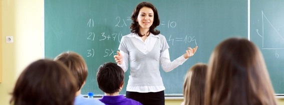 Conseguir empleo de maestro y profesor