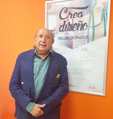 Francis Montesinos colaborador CreaDiseño Francis Montesinos colaborador CreaDiseño