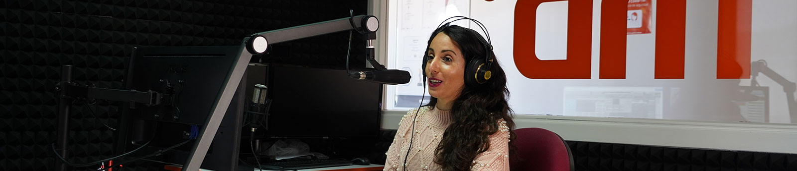 Cursos de Locución Cursos de Locución