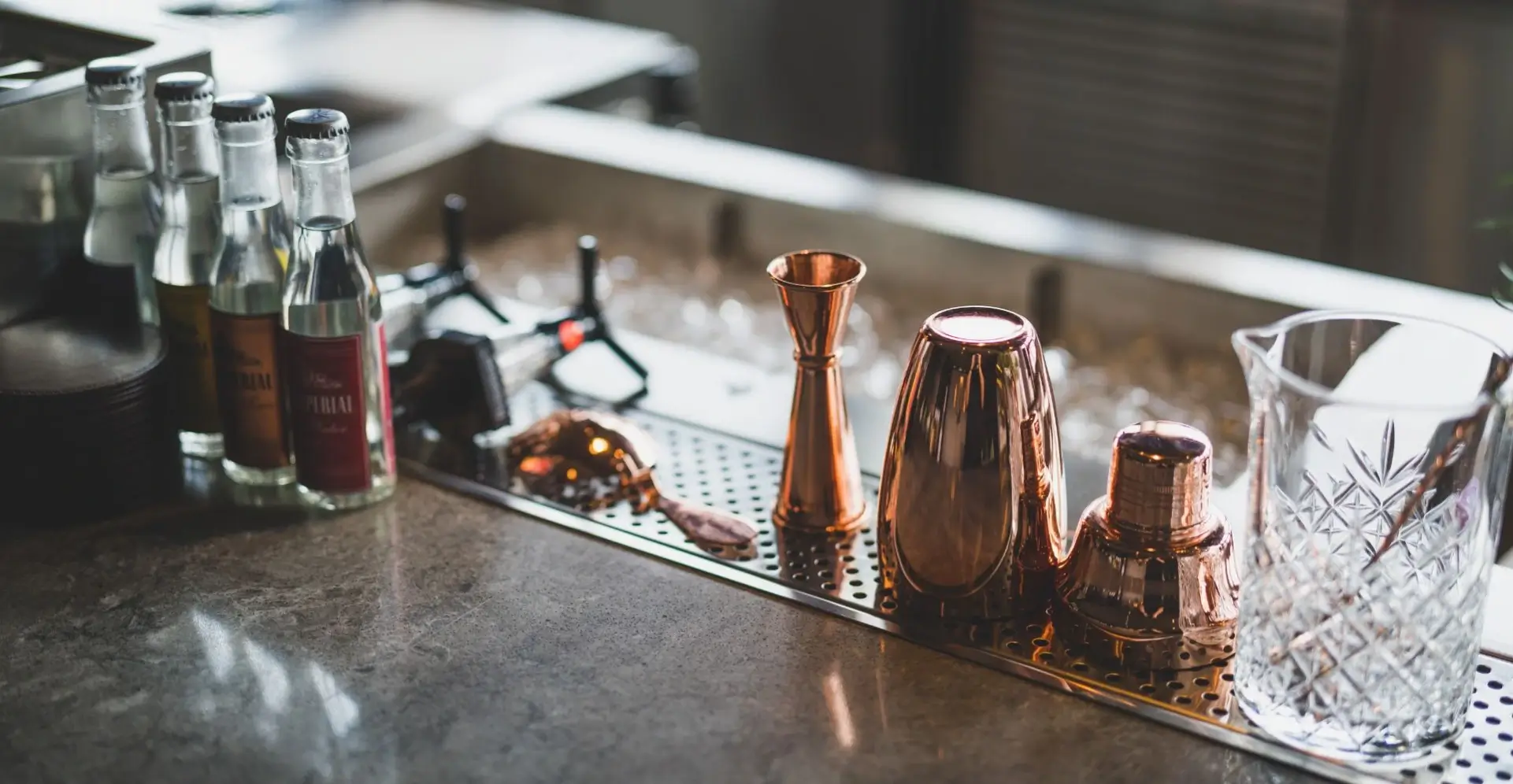 10 Herramientas esenciales para un Bartender ¡no te dejes ninguna! 10 Herramientas esenciales para un Bartender ¡no te dejes ninguna!
