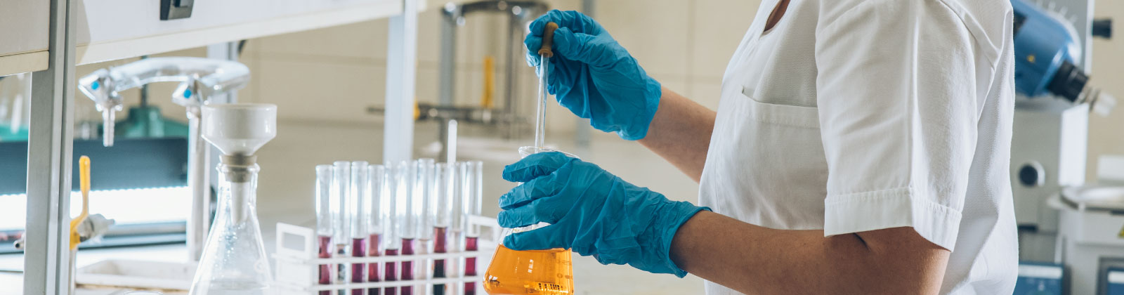 Técnico Superior en Laboratorio Clínico y Biomédico