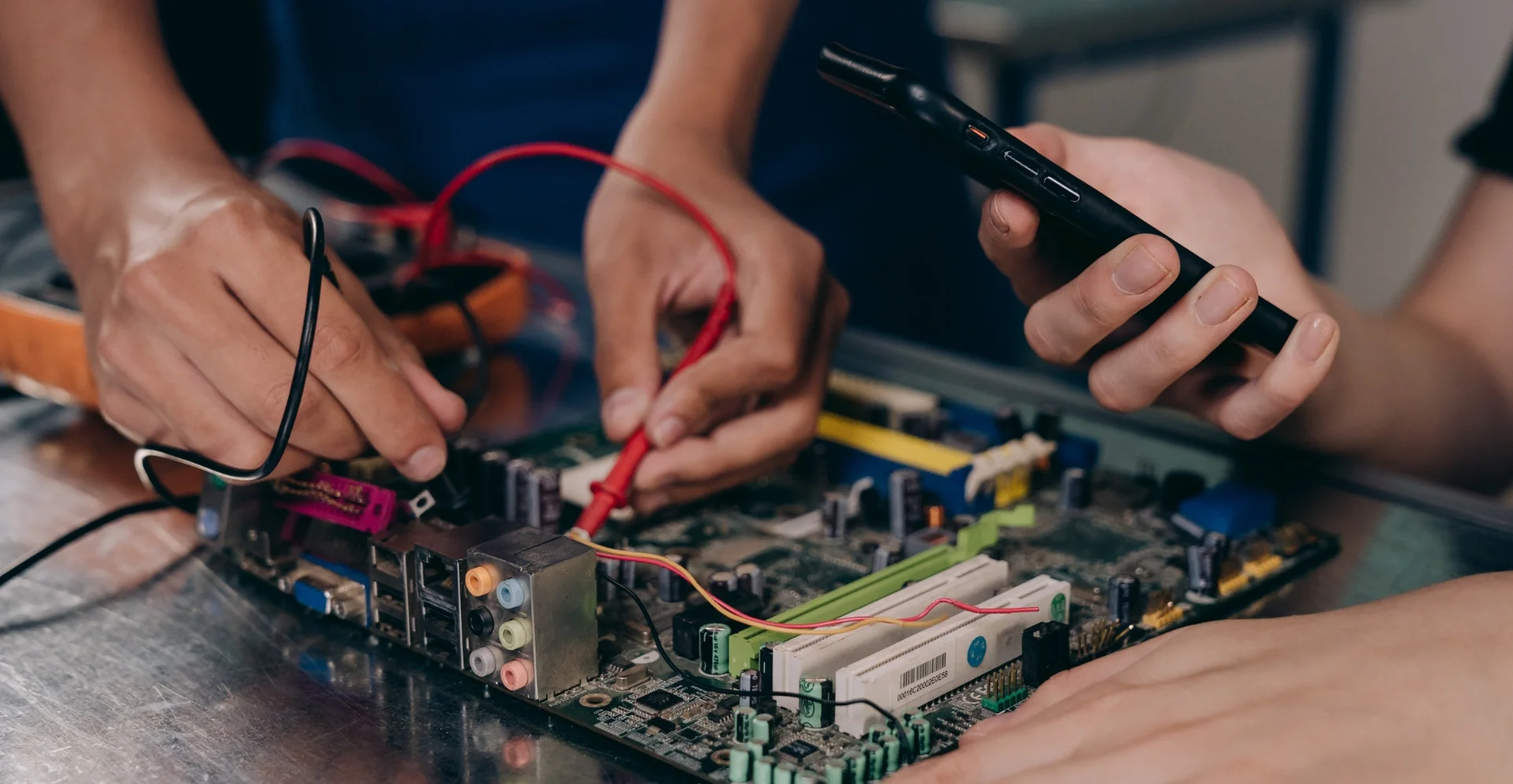 Sistemas informáticos y de redes