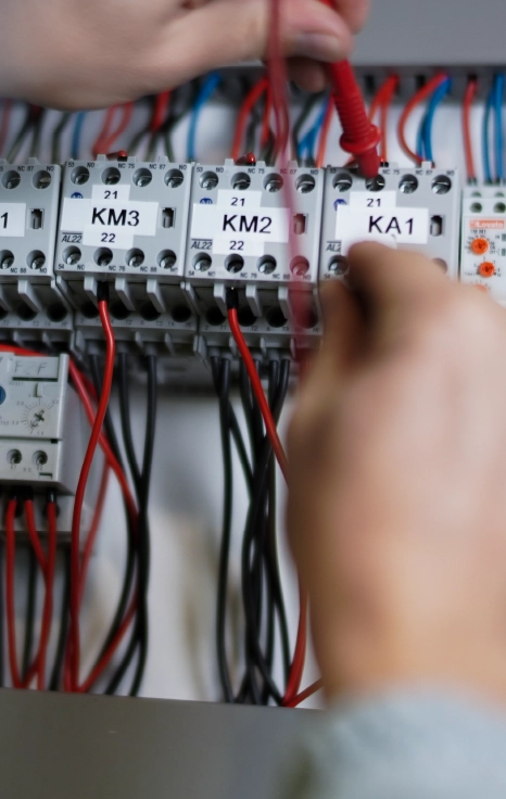 Técnico en Instalaciones Eléctricas y Automáticas