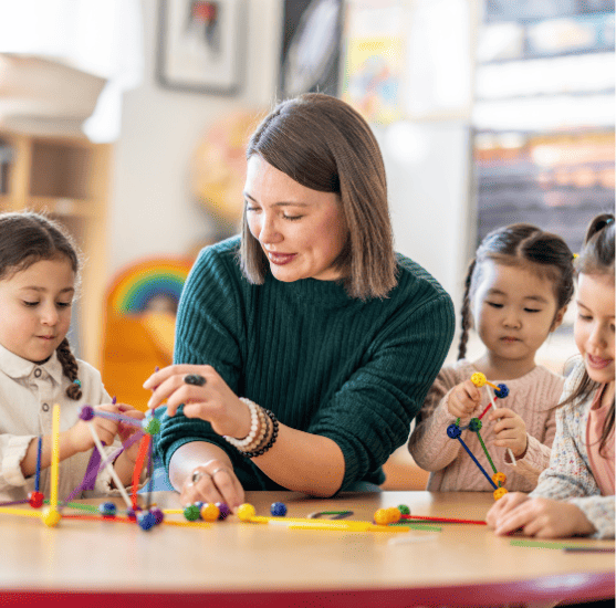 que hay que estudiar para ser profesora de infantil