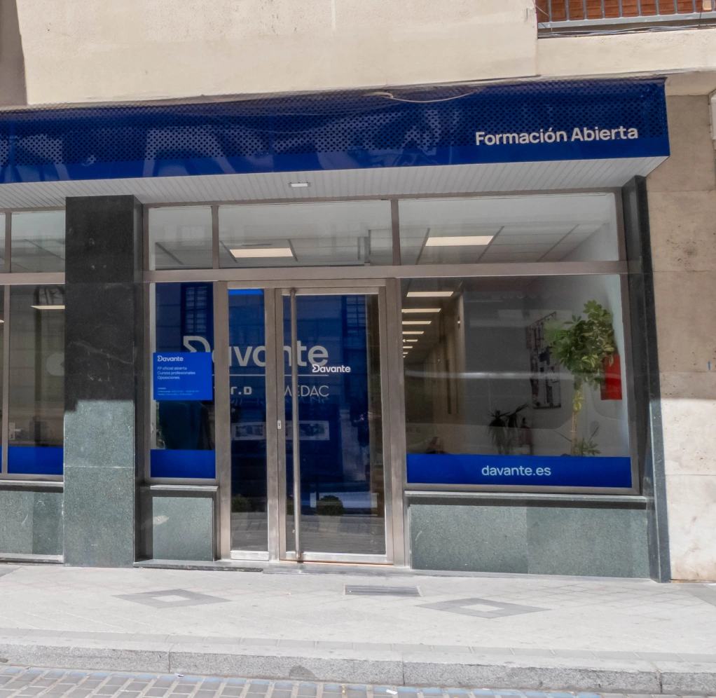 Academia de Fuerzas y Cuerpos en Valladolid