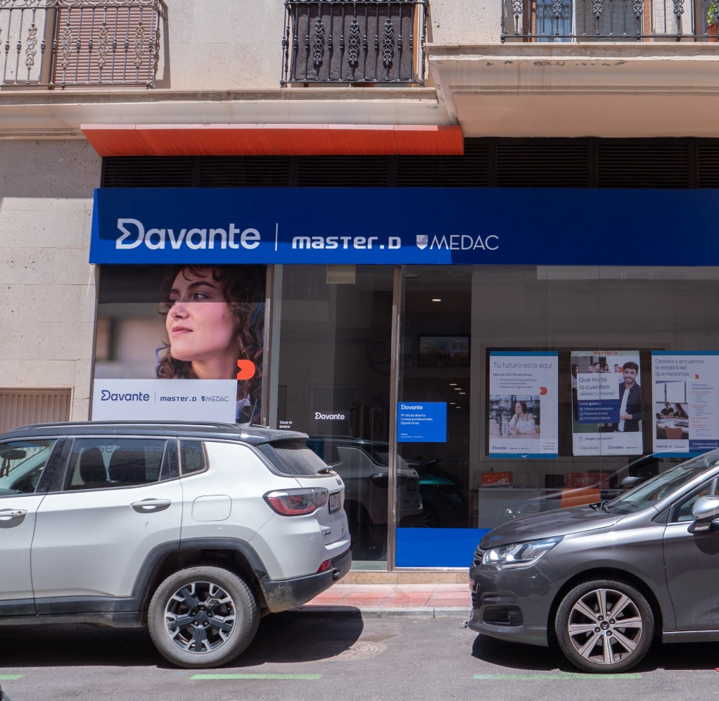 Academia de Fuerzas y Cuerpos en Almería 