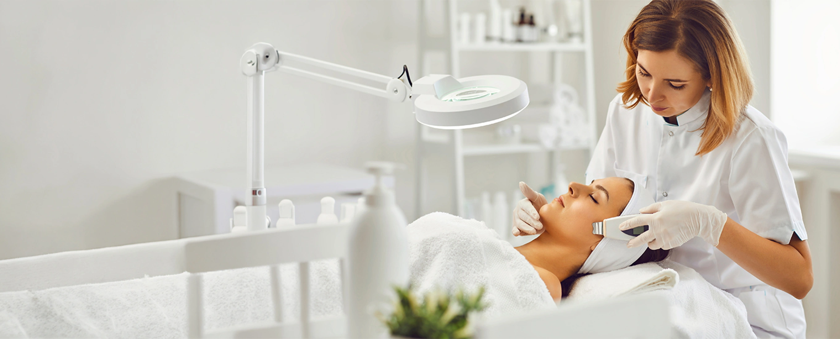 Curso de Caracterización y Estética Decorativa