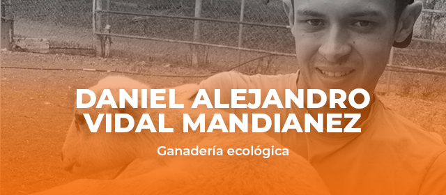 Daniel trabaja en diferentes explotaciones ganaderas en Venezuela