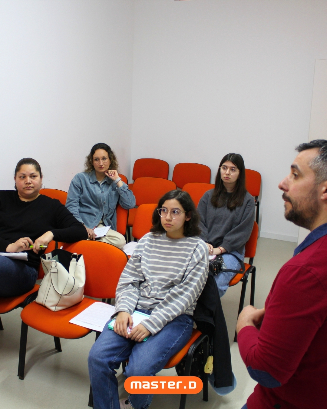 Masterclass Presencial na Master D Coimbra: Atendimento ao Público na Clínica Veterinária