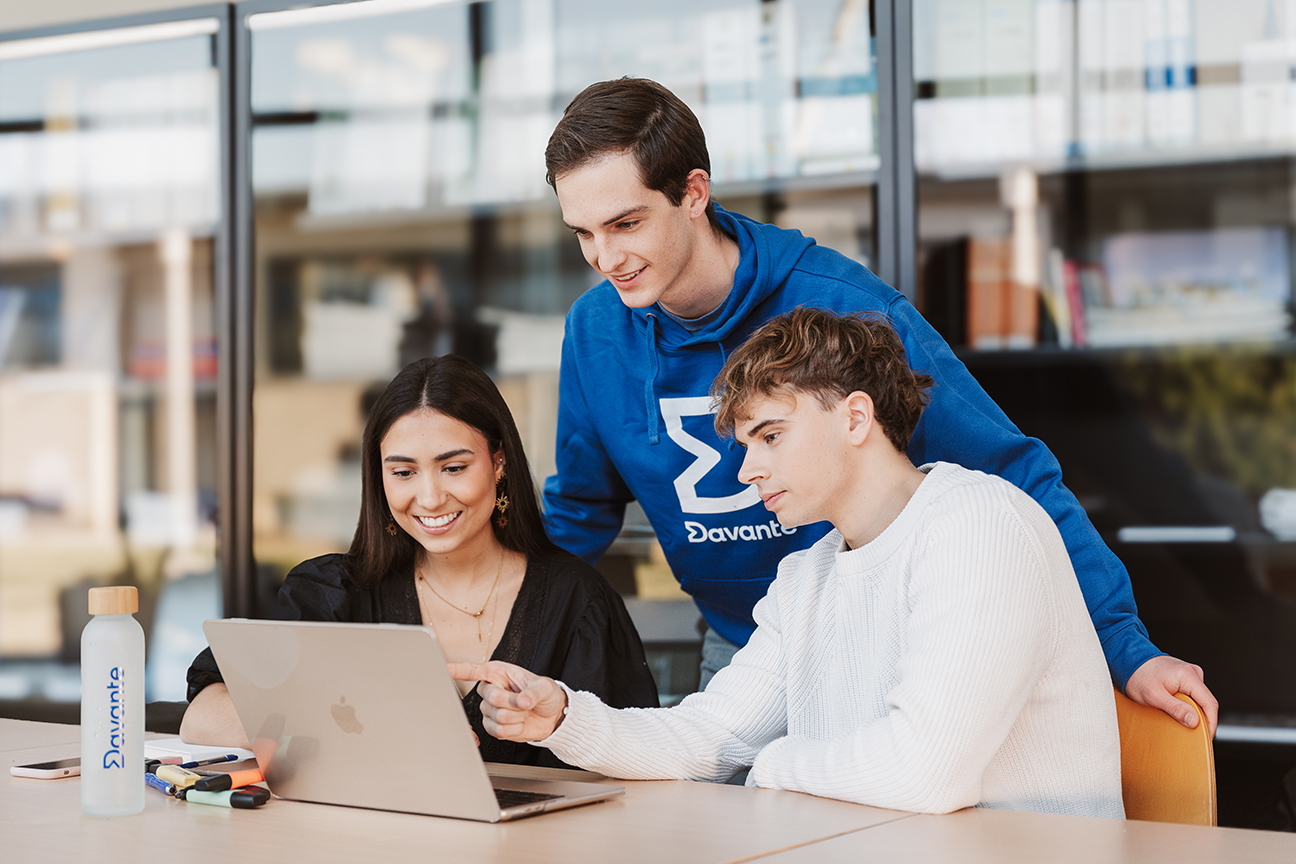 Davante-Corsicef-studenti