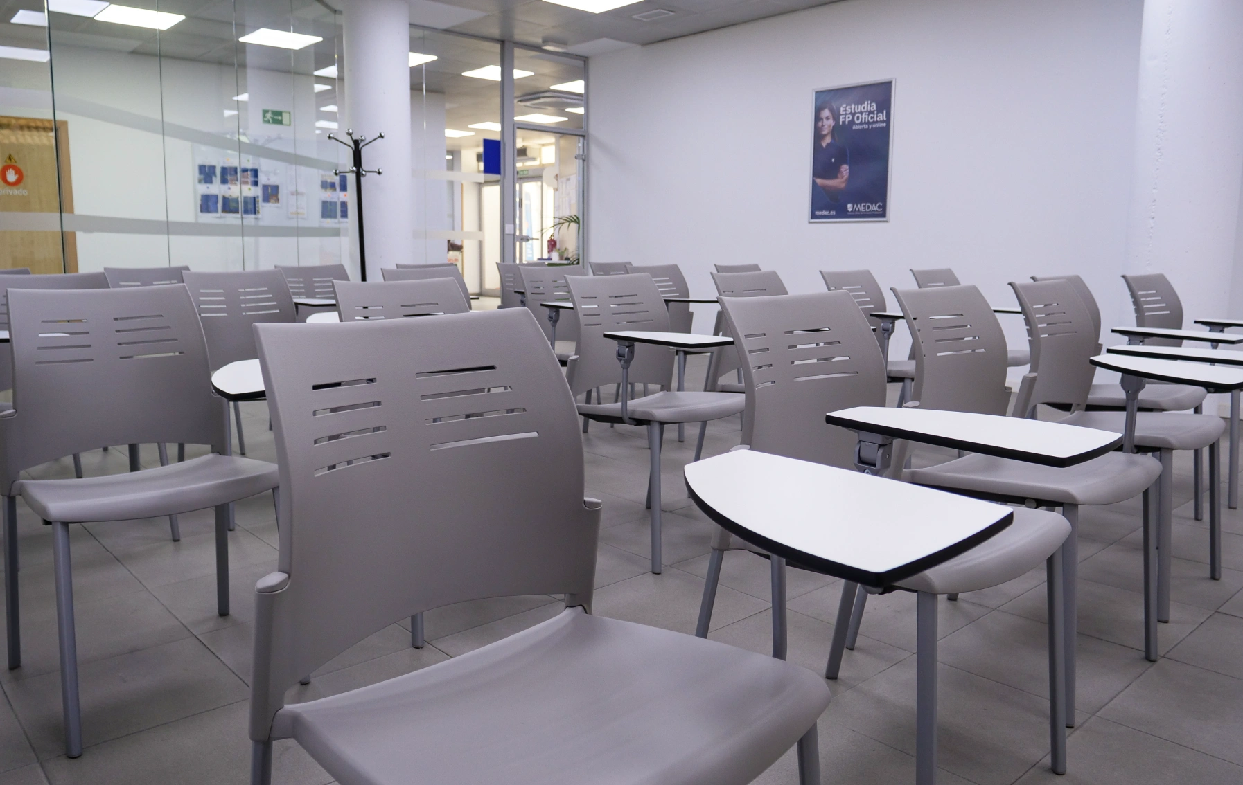 Oposiciones fuerzas y cuerpos davante Alcalá de Henares