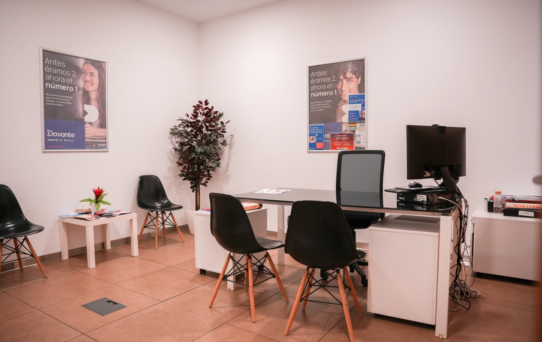 Oposiciones fuerzas y cuerpos davante Sevilla